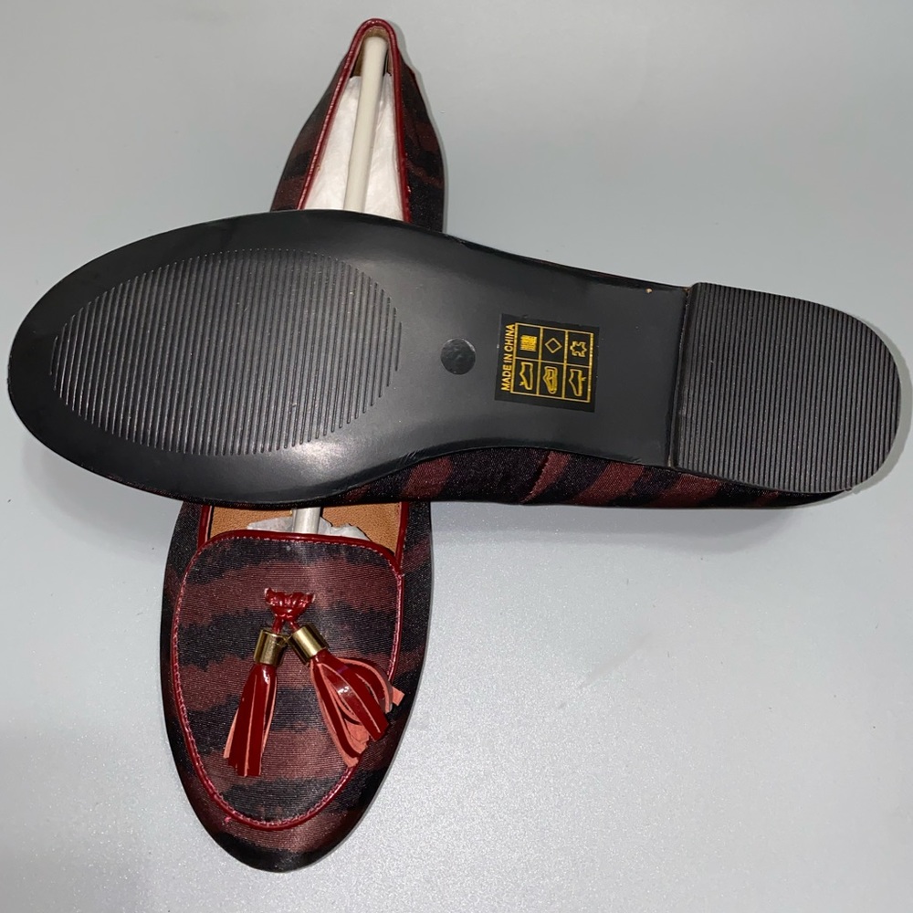 DOLCE VITA Women’s 8 Tassle Flats - Picture 2 of 3